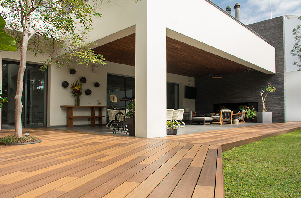 NewTechWood UltraShield Decking